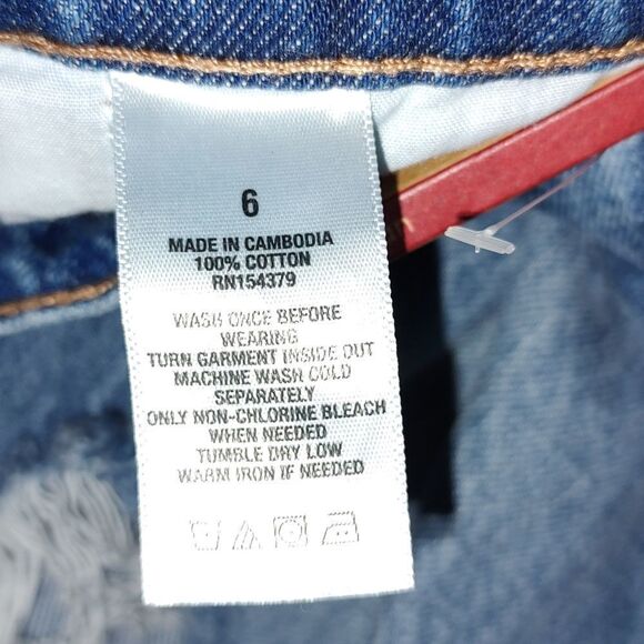 Aeropostale Mom Jeans Super Distressed  Sz 6 NWT - Picture 9 of 9